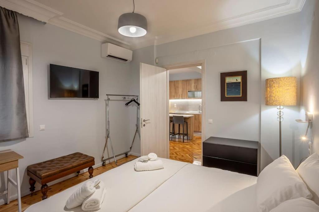 Karolou Ntil- Ground Floor Suite Thessaloníki Eksteriør billede